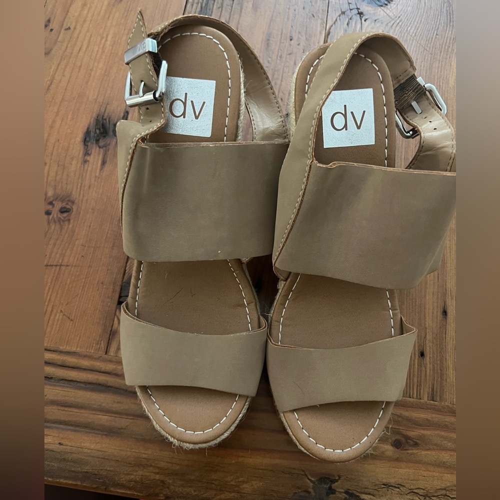 NWOT ESPADRILLES DOLCE VITA 8 1/2